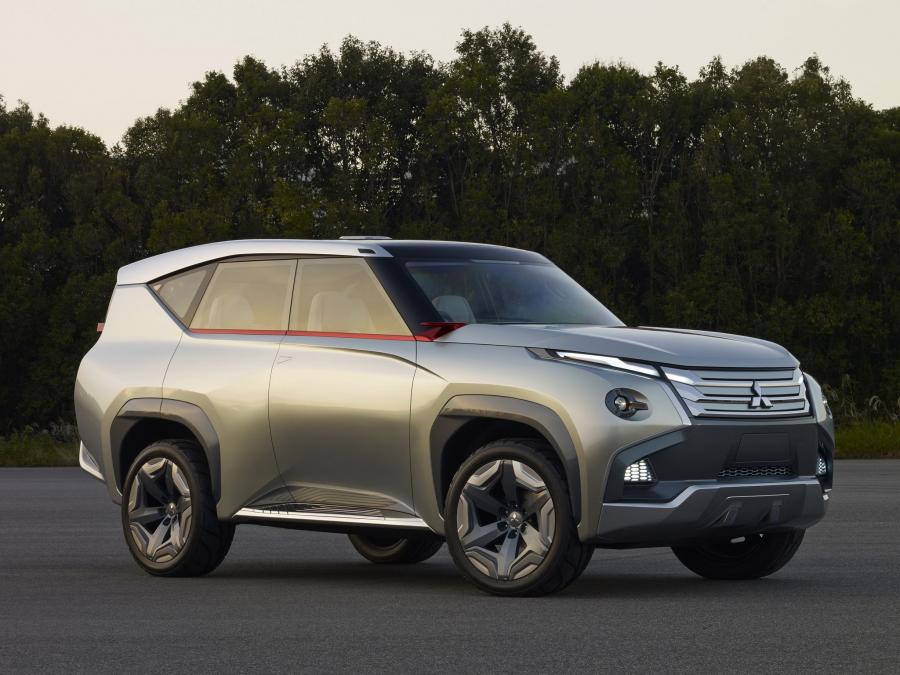  Mitsubishi Concept GC-PHEV 2013 года  (фото 4 из 11)